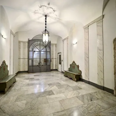 Reggia San Lorenzo Di Fronte Alla Cattedrale Apartamento *